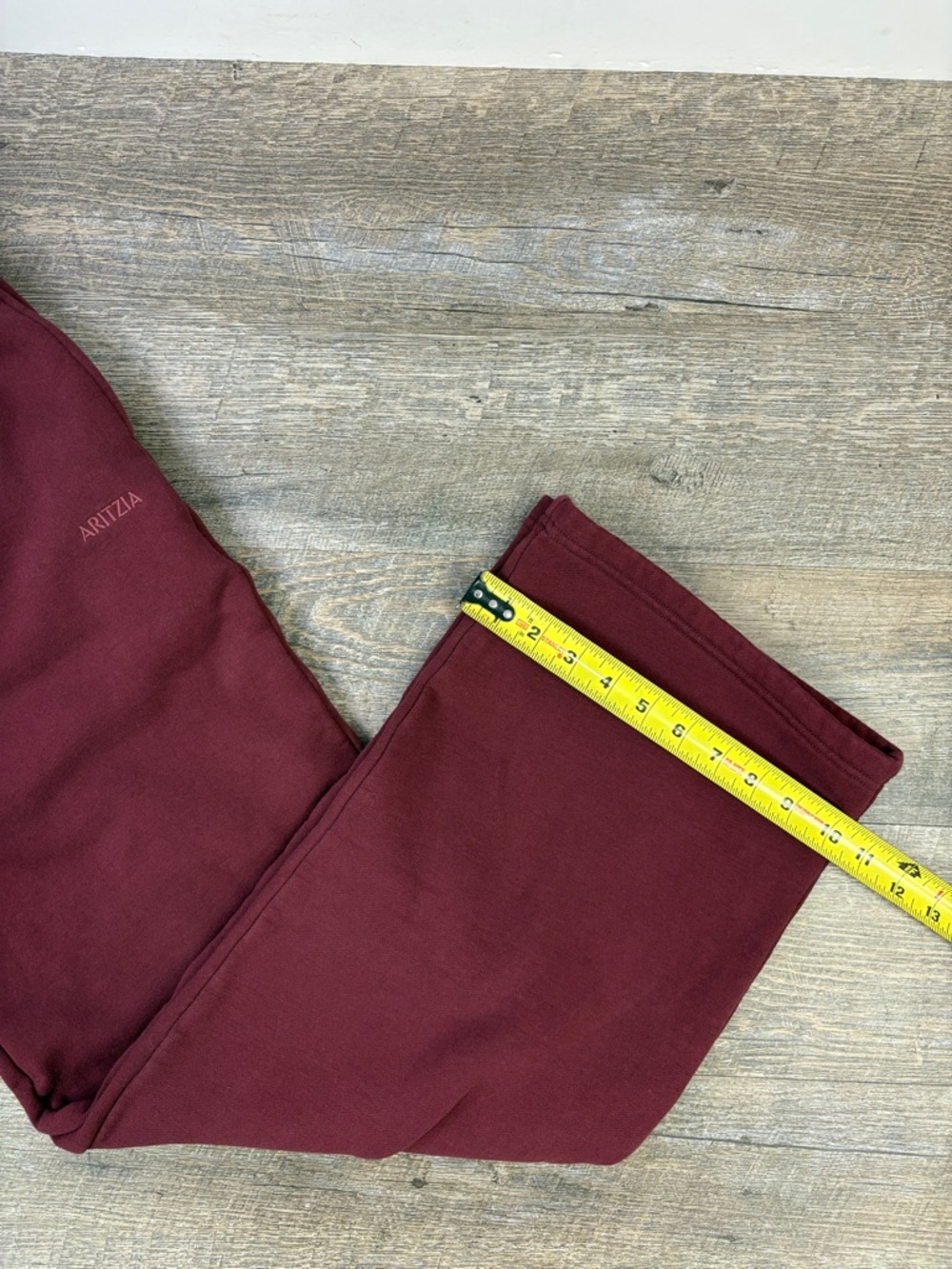 SOLD IN STORE Aritzia Sweatfleece Cozy Fleece Boyfriend Fit Wide Leg - Picture 14 of 14